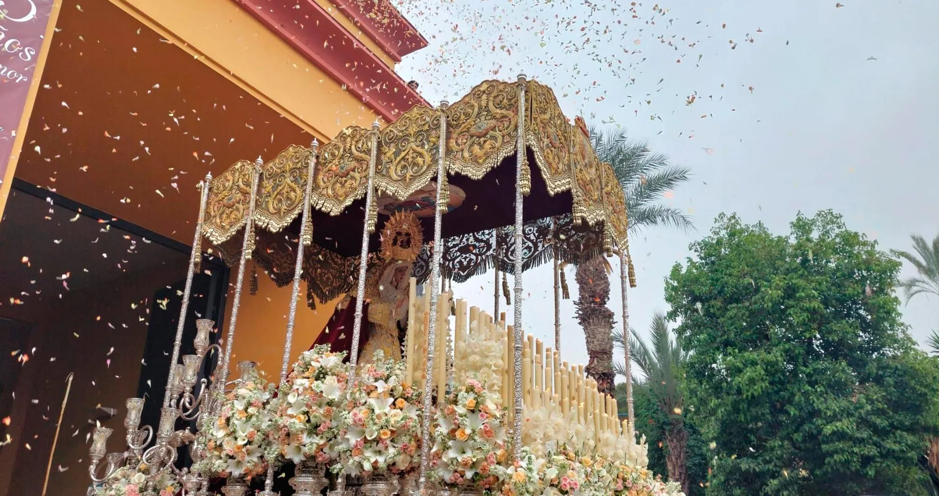 hermandad-pino-montano-sevilla-viernes-dolores