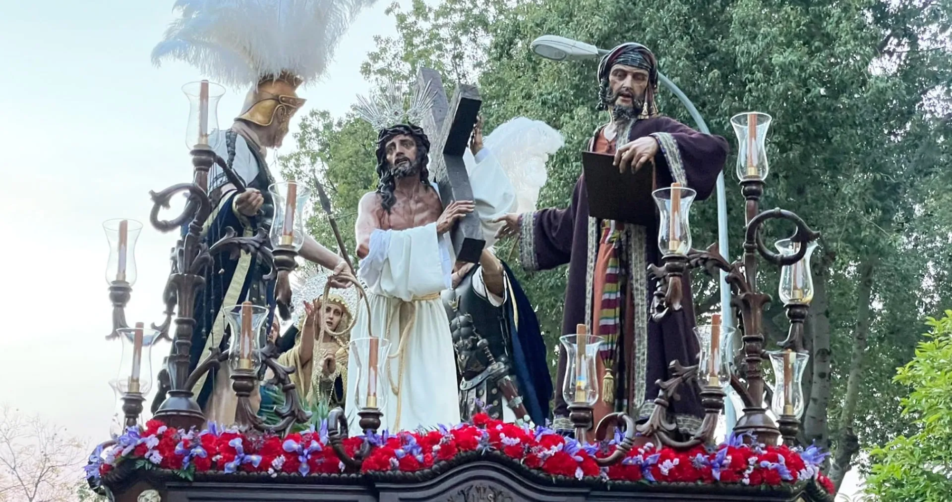 hermandad-bendicion-y-esperanza-sevilla-viernes-de-dolores