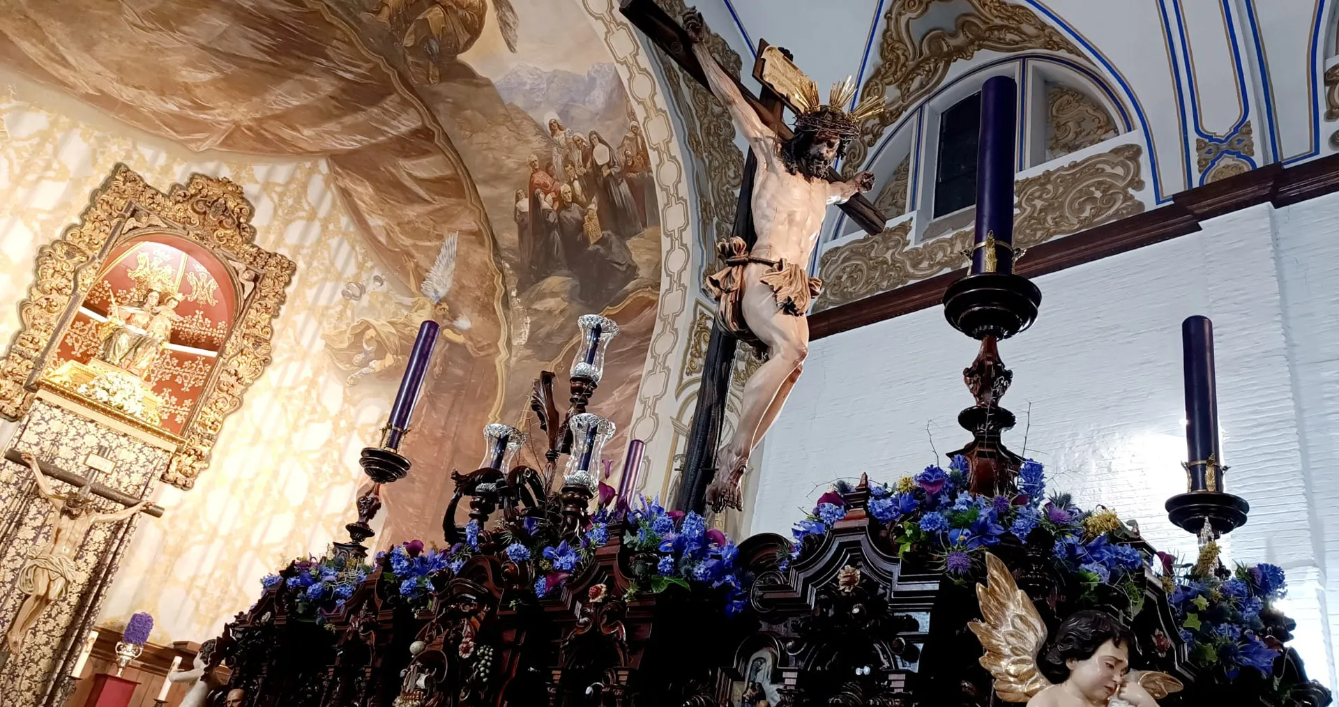 hermandad pasion y muerte sevilla viernes dolores
