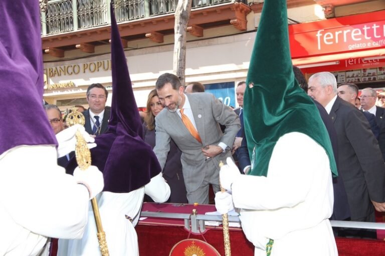 cortejo hermandad de la redencion sevilla