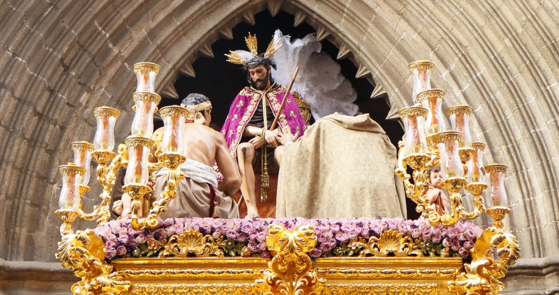 hermandad san esteban sevilla martes santo