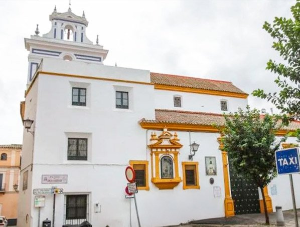iglesia de santiago sevilla