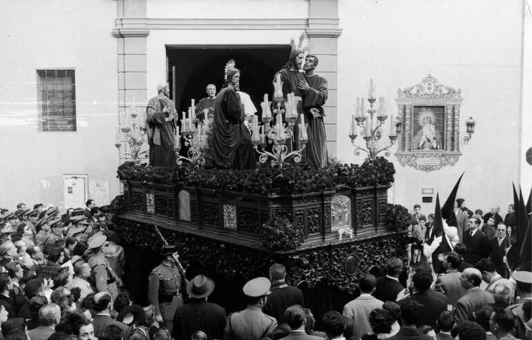 Primera salida del Beso de Judas redención sevilla